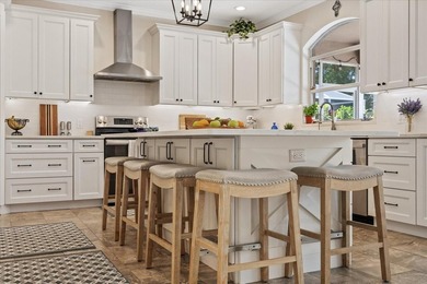 Nestled within the Lynnwood neighborhood within the Lansbrook - photo 27