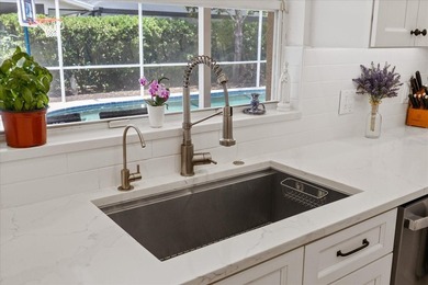 Nestled within the Lynnwood neighborhood within the Lansbrook - photo 29