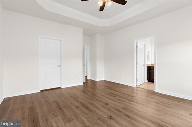 OPEN SATURDAY 11-1 AND PRICED TO SELL. Rarely available, highly - photo 34