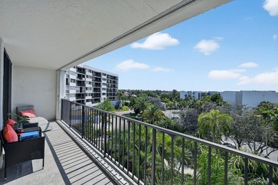 Immaculate, move-in-ready 2-bed, 2-bath condo now available at - photo 44