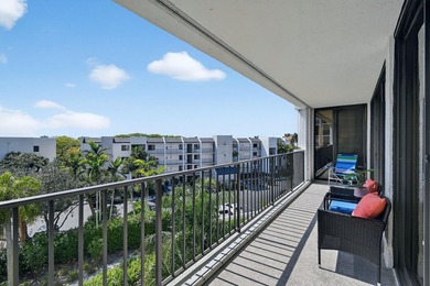 Immaculate, move-in-ready 2-bed, 2-bath condo now available at - photo 45