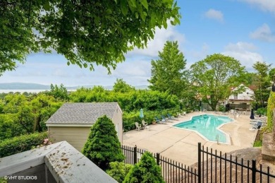 Lake Condo For Sale in Tarrytown, New York
