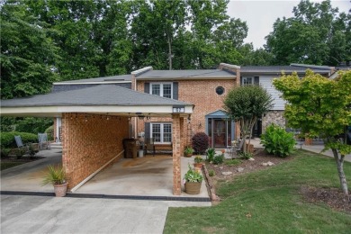 Lake Condo For Sale in Flowery Branch, Georgia