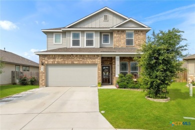 (private lake, pond, creek) Home For Sale in New Braunfels Texas