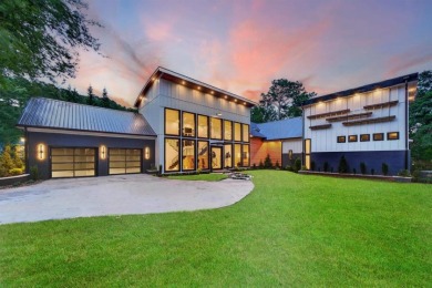 Lake Home For Sale in Eatonton, Georgia