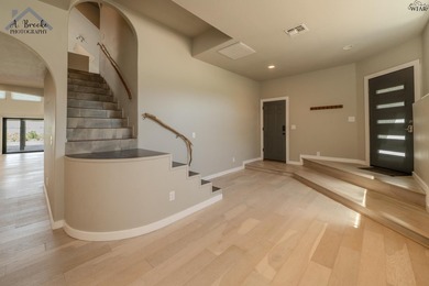 Unique modern lakefront home featuring 3 bedrooms, 2 full baths - photo 4