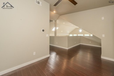 Unique modern lakefront home featuring 3 bedrooms, 2 full baths - photo 6