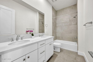 Experience elevated living in this modern, energy-efficient - photo 21