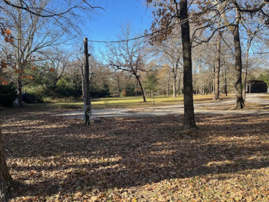 Approx 1.34 Acres, 28x32 Cover, Gravel base, Water & Electric - photo 10