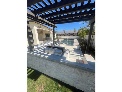 Country Club living with a Hollywood backyard! Gated Villa - photo 33