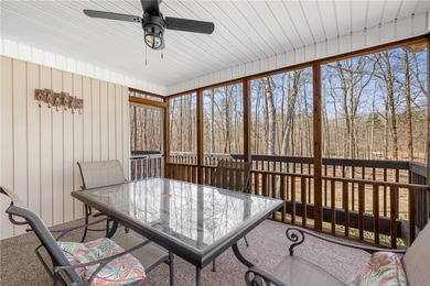 Lakefront on a quite cove on Hartwell with a dock in place, and - photo 34