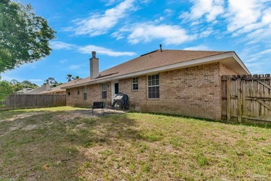 Come home to this beautiful 5 bedroom, 3 bath home centrally - photo 8