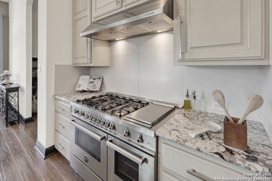 Fabulous 5 bedroom, 4.5 bath Custom Home Built by Vintage Estate