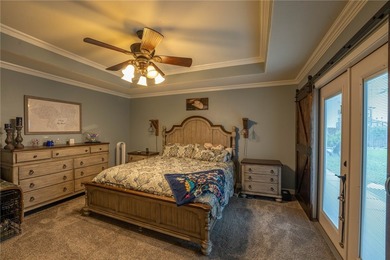 Welcome home to this beautiful, one-owner, 4-bedroom, 2-bath - photo 13