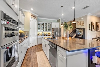 Live life's dream surrounded by timeless beauty in Central - photo 15