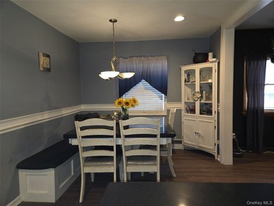 Spacious North Shirley Colonial approximately 2500 SQ Ft Windows - photo 16
