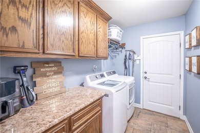 Welcome home to this beautiful, one-owner, 4-bedroom, 2-bath - photo 19