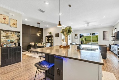Live life's dream surrounded by timeless beauty in Central - photo 19