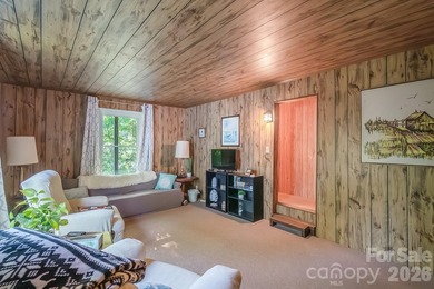 Beautiful waterfront retreat on Lake Wateree! Nestled in a quiet - photo 10