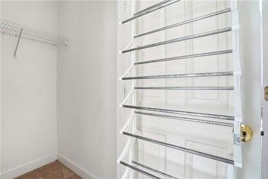Welcome to this beautifully maintained all-brick residence - photo 22
