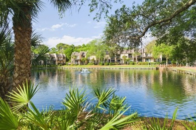 Nestled in the quietest & most private building in Island Club - photo 24