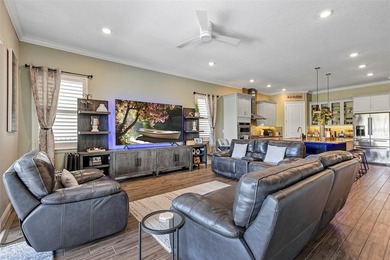 Live life's dream surrounded by timeless beauty in Central - photo 24