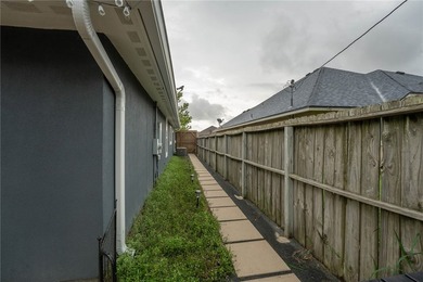 Welcome home to this beautiful, one-owner, 4-bedroom, 2-bath - photo 26
