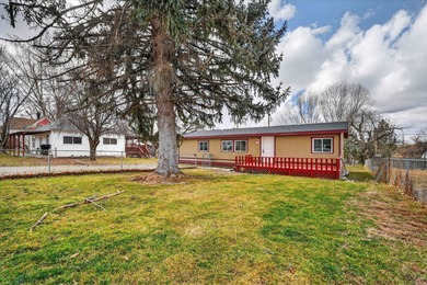 American Falls Lake Home For Sale in American Falls Idaho