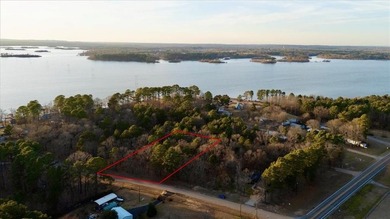 Lake Palestine Lot For Sale in Flint Texas