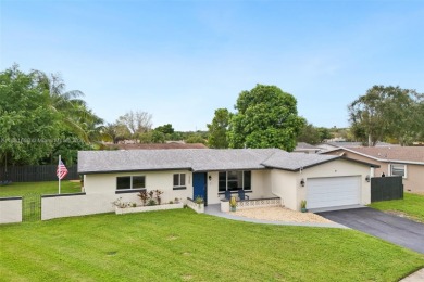 (private lake, pond, creek) Home Sale Pending in Pembroke Pines Florida