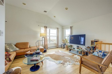Built in 2007 this two-story waterfront residence in the Shore - photo 11