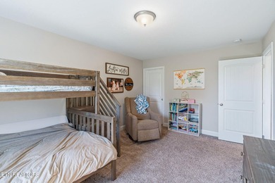 Like-new brick townhouse with resort-style amenities... what - photo 18