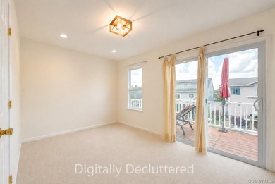 Built in 2007 this two-story waterfront residence in the Shore - photo 25