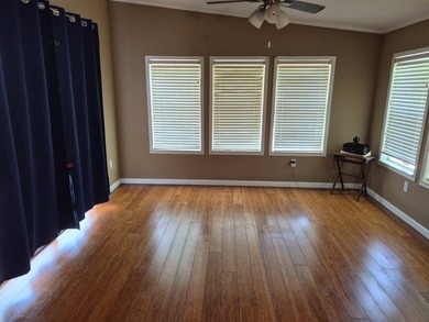Additional listing photo 3