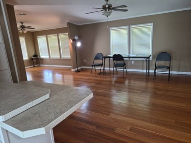 Additional listing photo 4