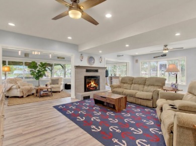 Spacious waterfront home with a total of 4 car garages! - photo 5