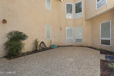 WONDERFUL, SPACIOUS FAMILY HOME IN MUCH SOUGHT AFTER BAYOU OAKS - photo 47