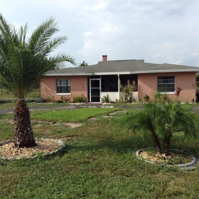 Lake Home For Sale in Other City - In The State Of Florida, Florida