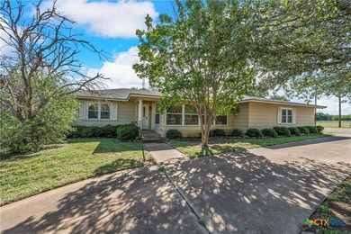 (private lake, pond, creek) Home Active Under Contract in Valley Mills Texas