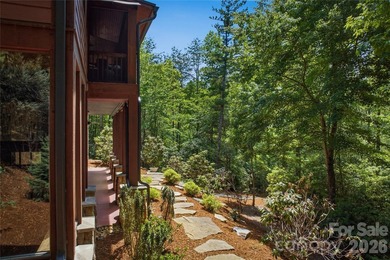 You will feel yourself relaxing as you enter the winding drive - photo 8