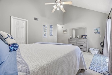 Welcome to 416 Cambridge Circle, Unit H5, a beautifully - photo 14