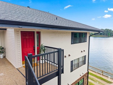 Lake views abound - wake up to some of the best views of Lake - photo 29