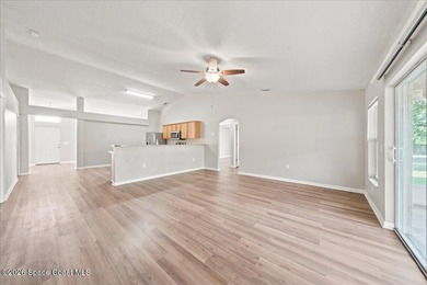 Roof replaced in 2022. Oversized 4-bedroom home with concrete - photo 10