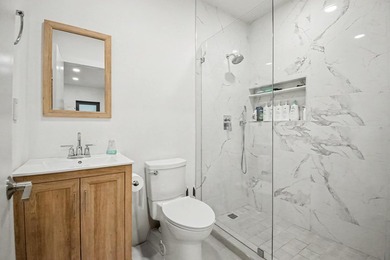 Welcome to this beautifully renovated 5BR/3.5BA home plus - photo 48