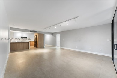 Fully Renovated 3-Bedroom, 2-Bathroom Lanai Unit in Key - photo 4