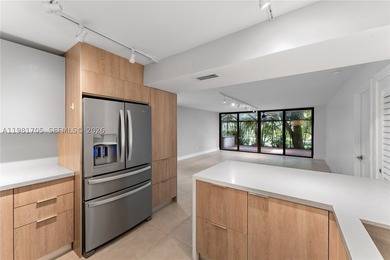 Fully Renovated 3-Bedroom, 2-Bathroom Lanai Unit in Key - photo 8
