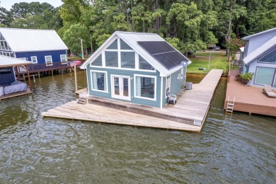 Lake Home For Sale in Jacksonville, Texas