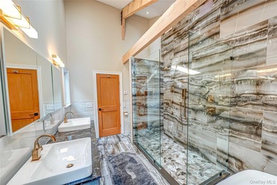Stunning Custom 4,000 Sq. Ft. Builder's Home in Southdown - photo 13