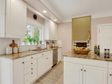 Exceptional home located in a private cul-de-sac! - photo 10