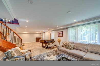 Stunning Custom 4,000 Sq. Ft. Builder's Home in Southdown - photo 23